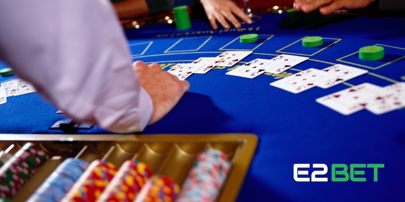 Cách Chơi Blackjack - Hướng Dẫn Toàn Tập Để Chinh Phục Trò Chơi 2 Hướng dẫn cách chơi Blackjack E2BET đơn giản